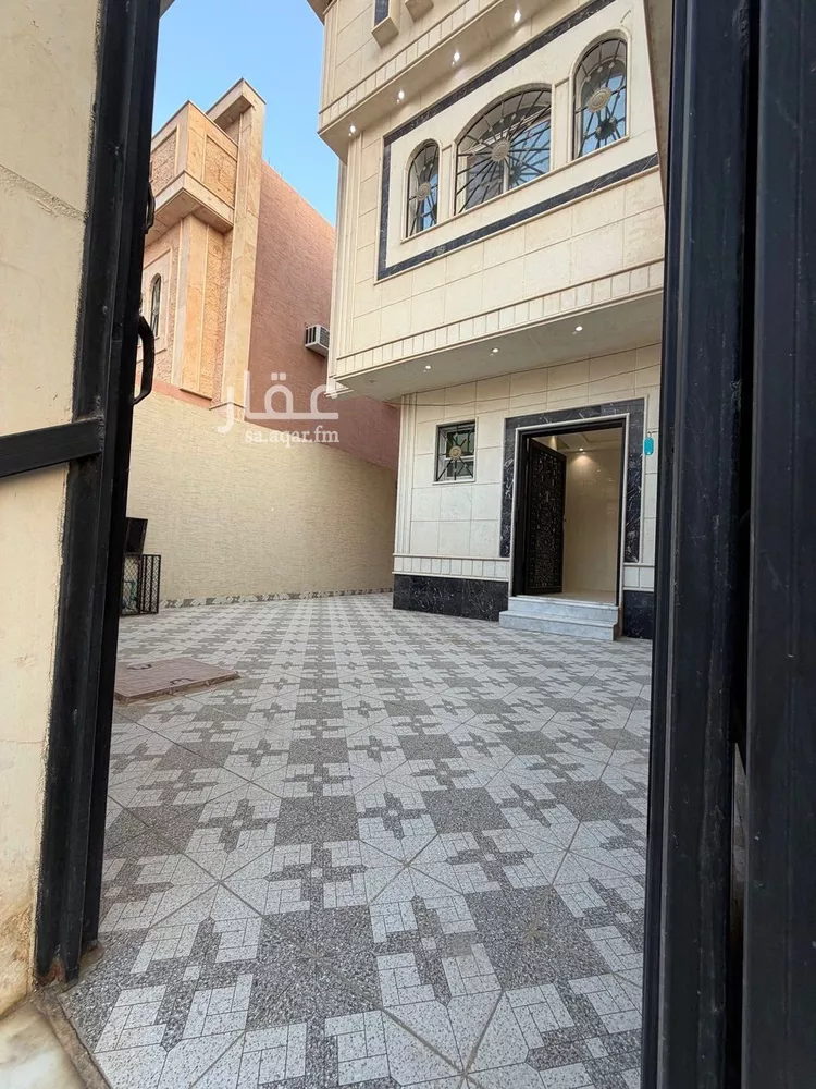 Floor for Rent in Riyadh Tuwaiq 28
