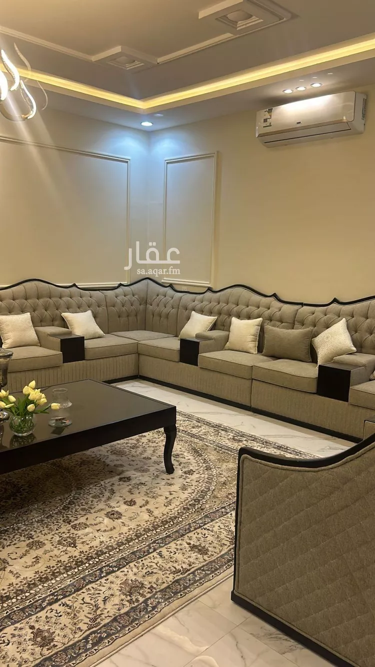 فيلا للبيع في شارع عبدالرحمن بن حسن الفتني, حي المهدية, مدينة الرياض, منطقة الرياض