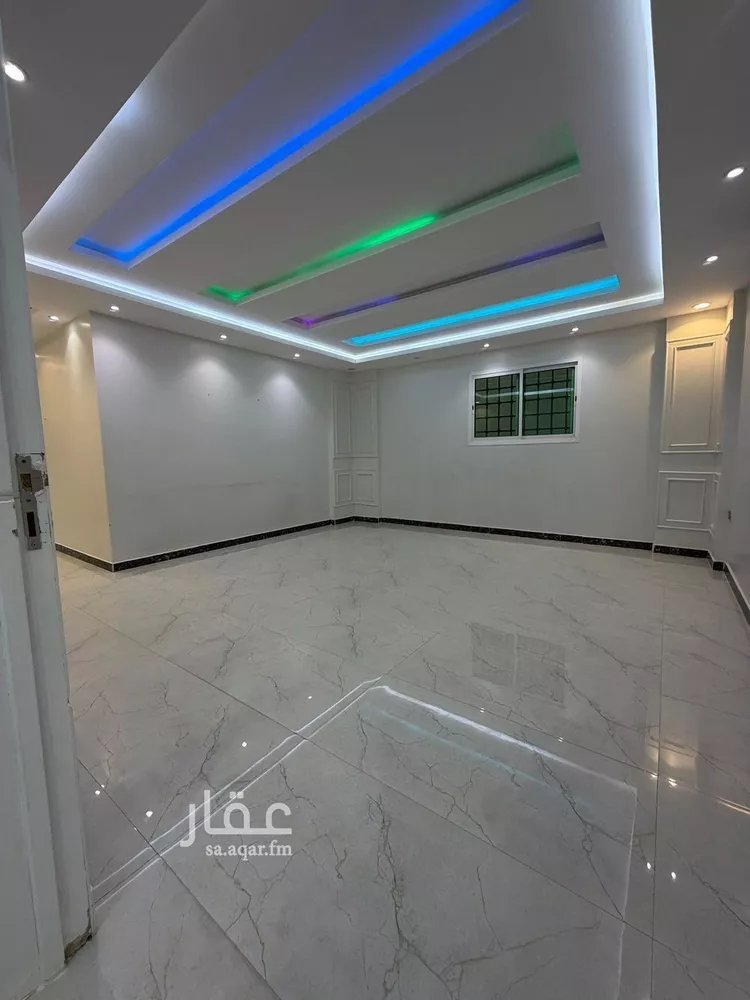 Floor for Rent in Riyadh Tuwaiq 9