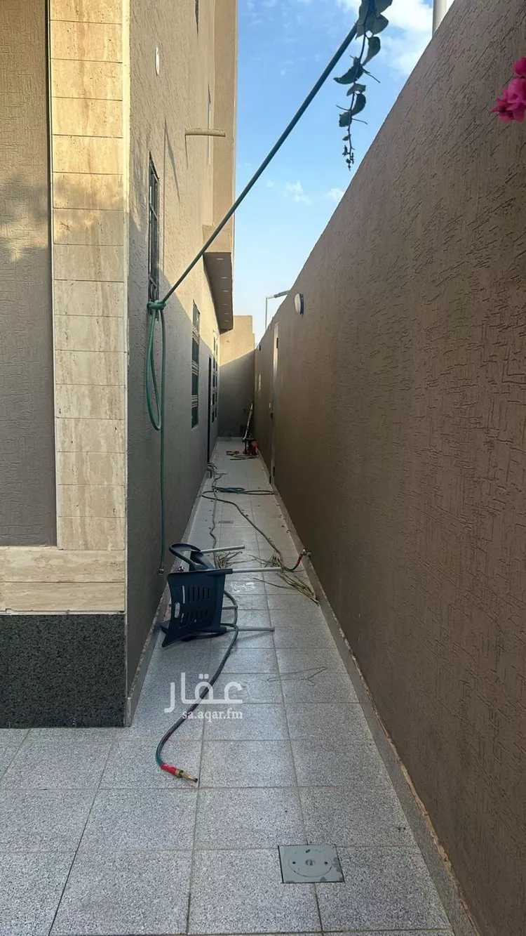 فيلا للبيع في شارع عبدالرحمن بن حسن الفتني, حي المهدية, مدينة الرياض, منطقة الرياض صورة 5