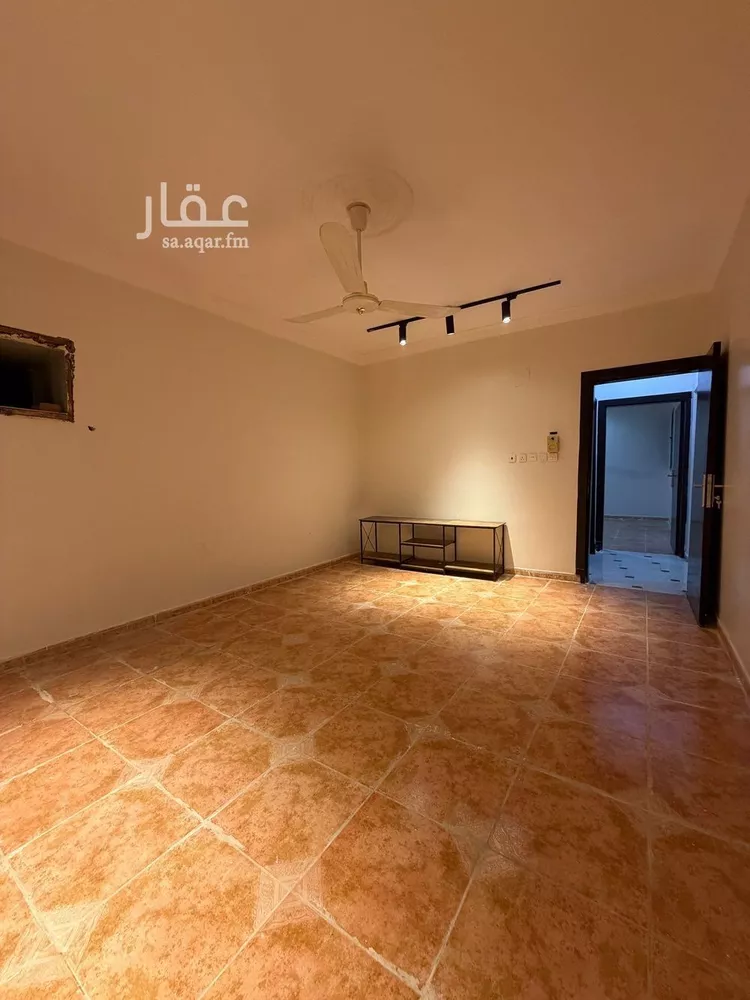 شقة للإيجار في شارع الذهبي, حي طويق, مدينة الرياض, منطقة الرياض 18