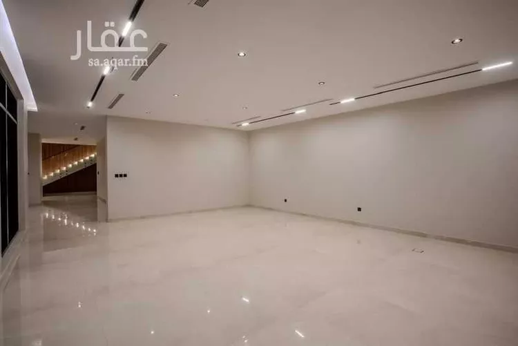 فيلا للبيع في شارع سكاكا, حي القصور, مدينة الظهران, المنطقة الشرقية صورة 5