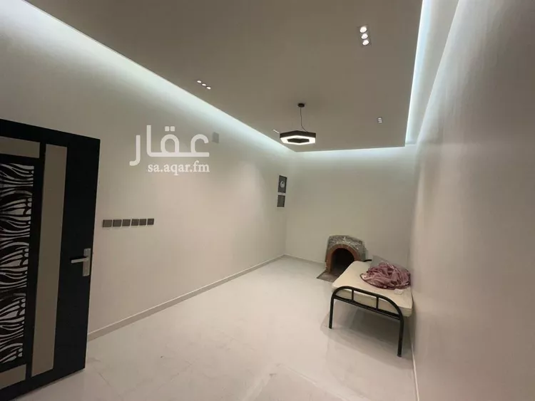 دور للبيع في شارع أرام, حي القادسية, مدينة الرياض, منطقة الرياض صورة 3