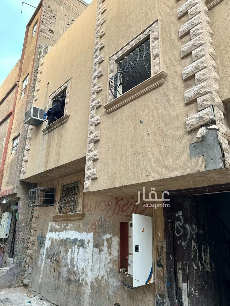 عمارة للبيع في شارع ابن الجميل, حي الصالحية, مدينة الرياض, منطقة الرياض صورة 3