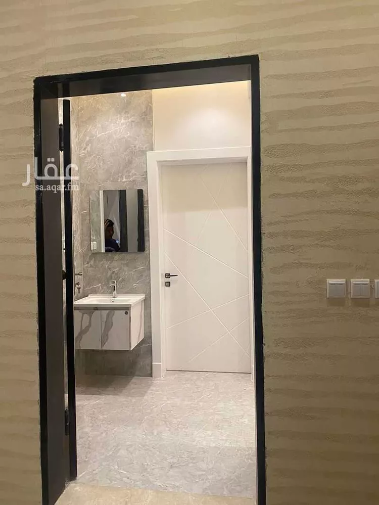 فيلا للبيع في شارع الملاجي, حي الغنامية, مدينة الرياض, منطقة الرياض 12
