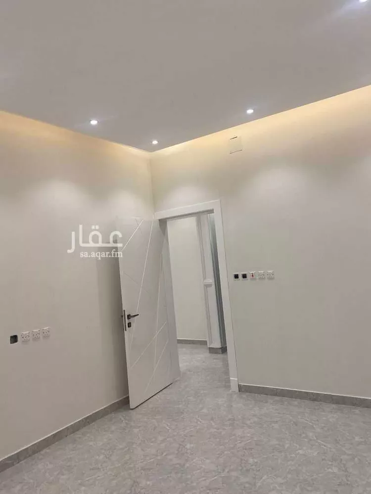 فيلا للبيع في شارع الملاجي, حي الغنامية, مدينة الرياض, منطقة الرياض 11