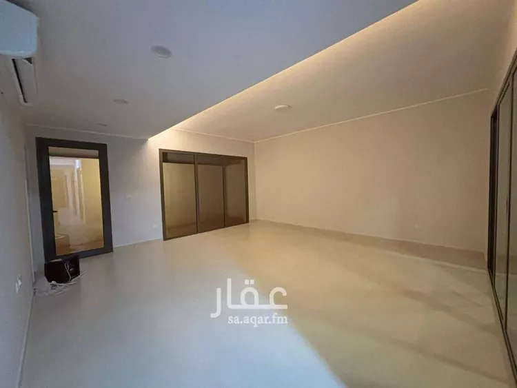 فيلا للإيجار في شارع خزامه بن يعمر , حي مطار الملك خالد الدولي, مدينة الرياض, منطقة الرياض
