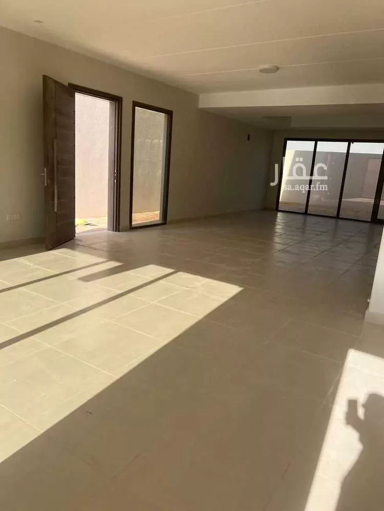 فيلا للإيجار في شارع حي المهندية, حي مطار الملك خالد الدولي, مدينة الرياض, منطقة الرياض صورة 2