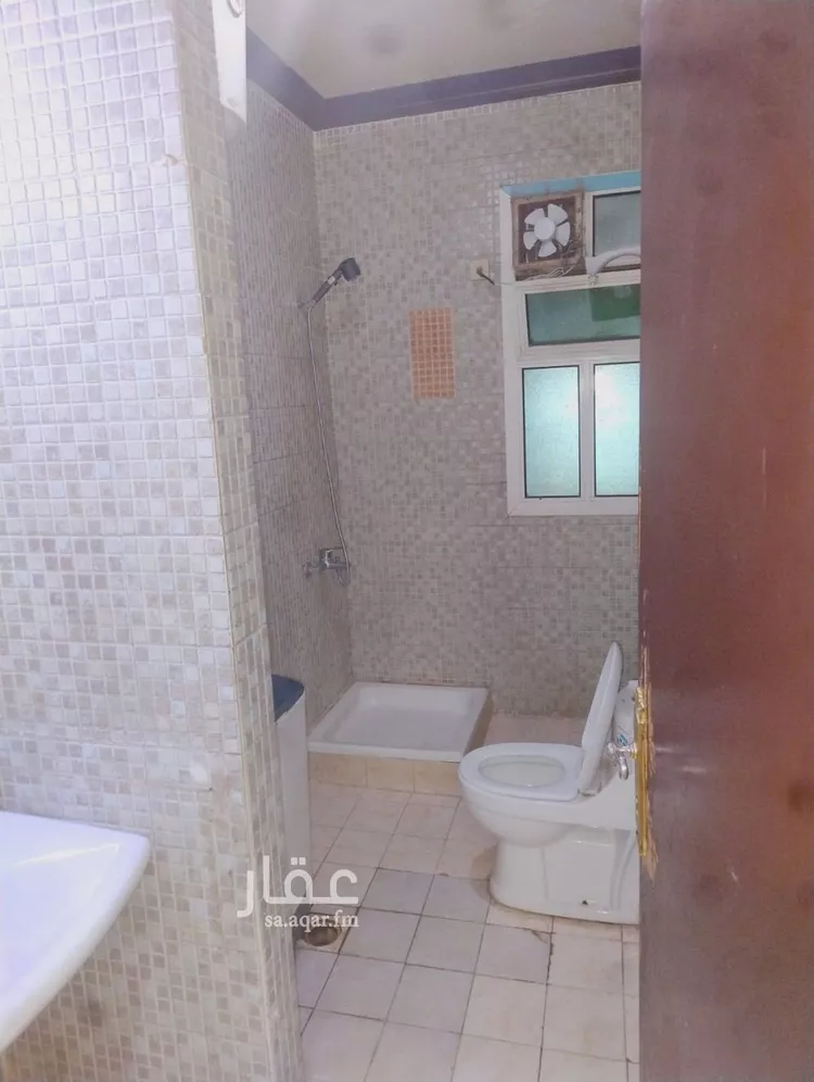 شقة للإيجار في شارع ابي سعيد الخدري, حي الملك فيصل, مدينة الرياض, منطقة الرياض صورة 3