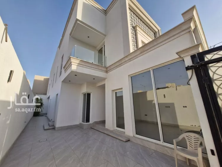 فيلا للبيع في شارع القاسم بن عبدالواحد, حي العارض, مدينة الرياض, منطقة الرياض صورة 2