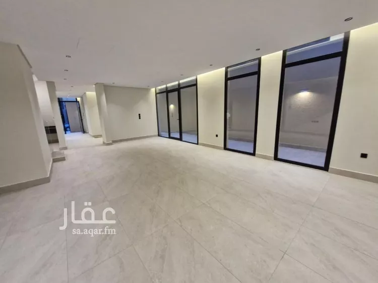 فيلا للبيع في شارع عمر بن فهد المكي, حي النرجس, مدينة الرياض, منطقة الرياض صورة 4