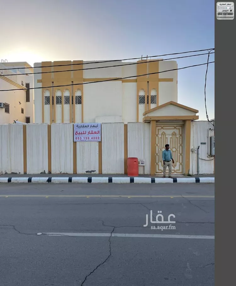 عمارة للبيع في شارع الملك فهد ابن عبدالعزيز سعود, حي المنتزة, مدينة عيون الجواء, منطقة القصيم صورة 2