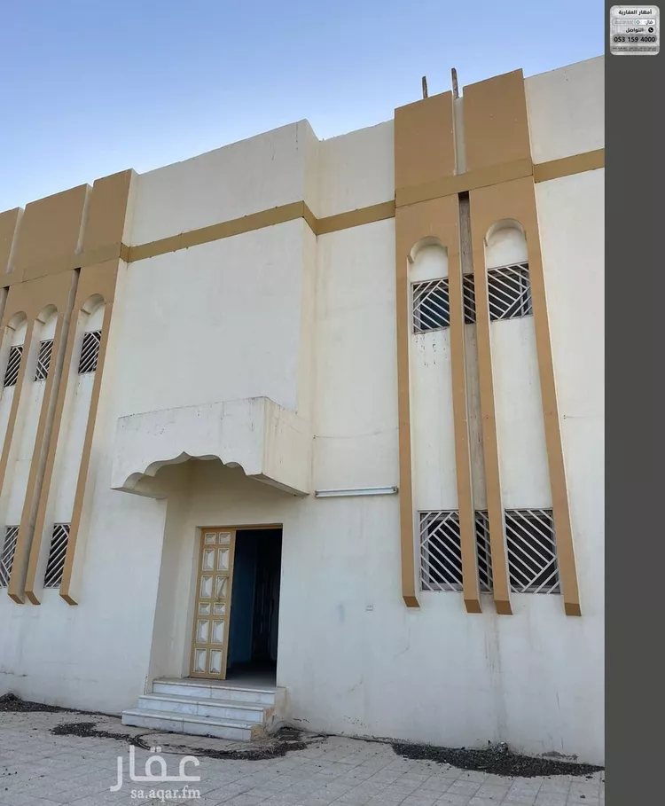 عمارة للبيع في شارع الملك فهد ابن عبدالعزيز سعود, حي المنتزة, مدينة عيون الجواء, منطقة القصيم صورة 3