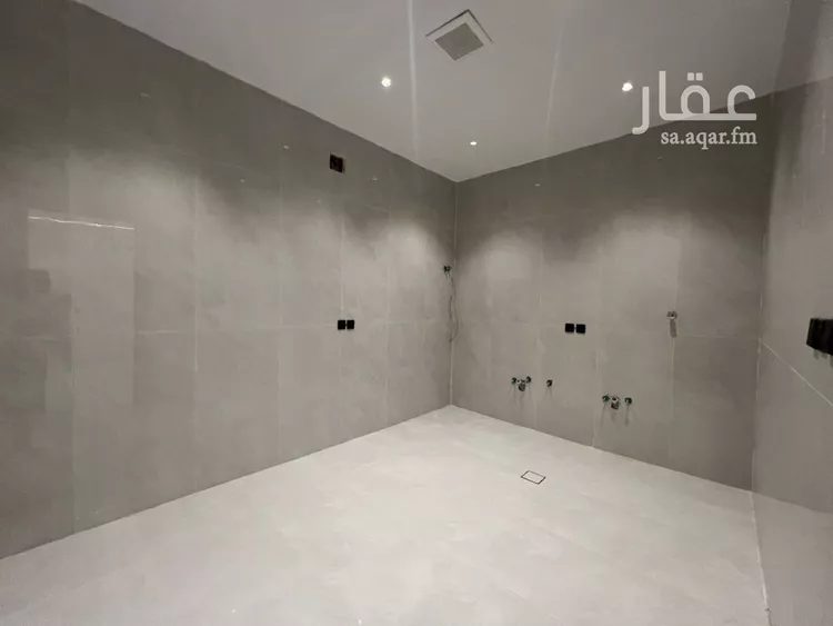 دور للبيع في شارع علي الشامي, حي طويق, مدينة الرياض, منطقة الرياض صورة 3
