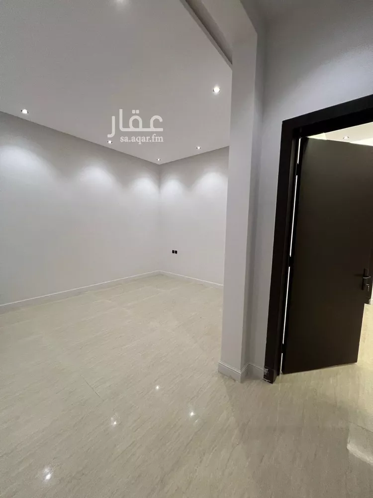 فيلا للبيع في شارع السقائف, حي طويق, مدينة الرياض, منطقة الرياض صورة 5