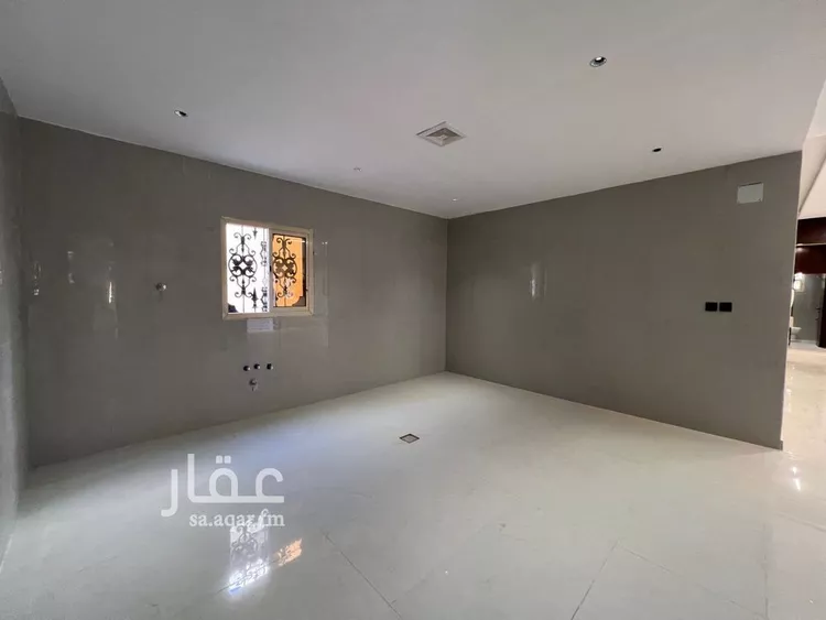 دور للبيع في شارع السعاده, حي طويق, مدينة الرياض, منطقة الرياض صورة 3