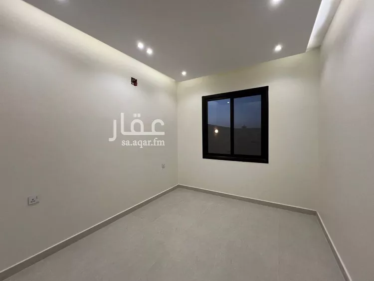 فيلا للبيع في شارع شهاب الدين بن عسكر, حي العريجاء الأوسط, مدينة الرياض, منطقة الرياض 8