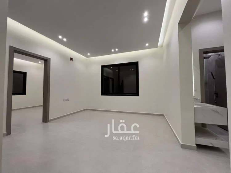 فيلا للبيع في شارع شهاب الدين بن عسكر, حي العريجاء الأوسط, مدينة الرياض, منطقة الرياض 18