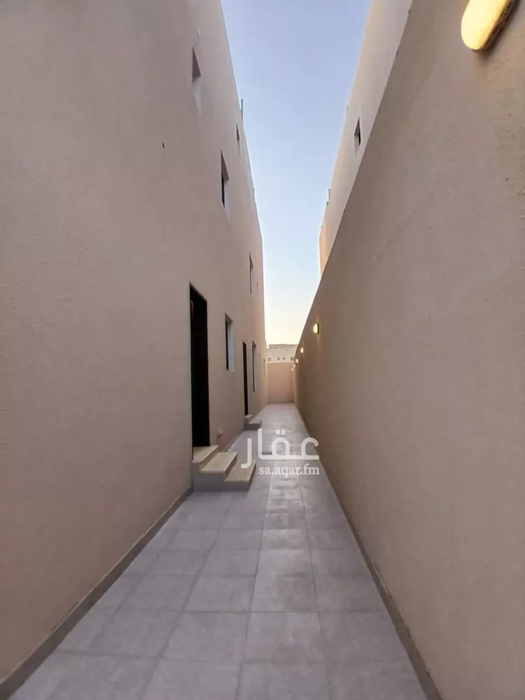 دور للبيع في شارع دينار, حي بدر, مدينة الرياض, منطقة الرياض صورة 5