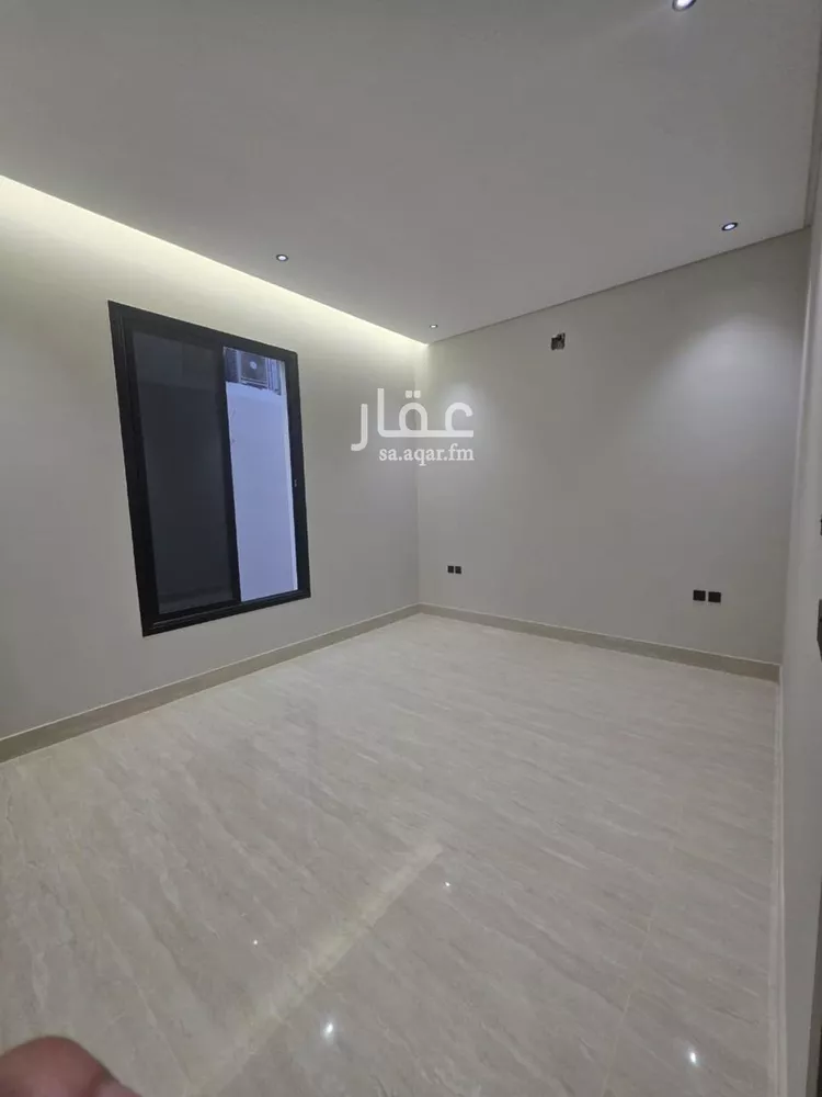 دور للبيع في شارع أحمد شطا, حي العوالي, مدينة الرياض, منطقة الرياض صورة 2