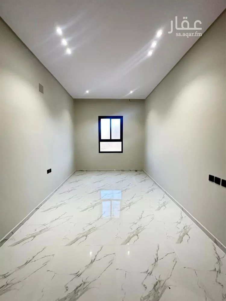 Floor for Sale in Riyadh Al Hazm 19