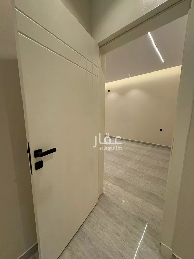 فيلا للبيع في شارع احمد بن حعفر, حي العريجاء الغربي, مدينة الرياض, منطقة الرياض صورة 2