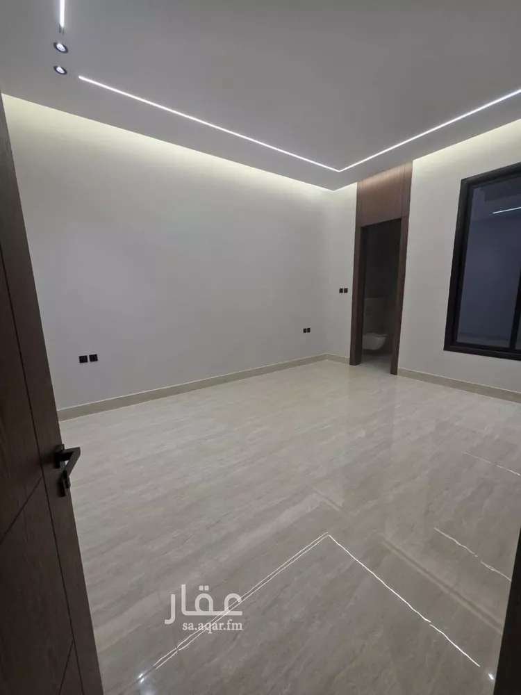 دور للبيع في شارع أحمد شطا, حي العوالي, مدينة الرياض, منطقة الرياض صورة 4