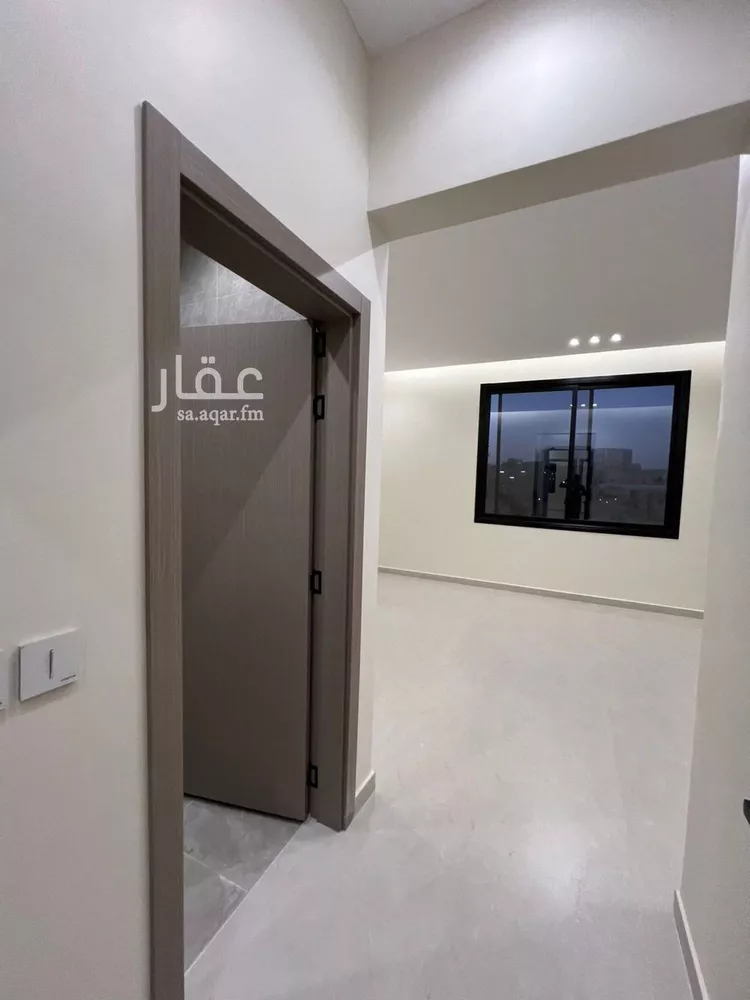 فيلا للبيع في شارع شهاب الدين بن عسكر, حي العريجاء الأوسط, مدينة الرياض, منطقة الرياض 20