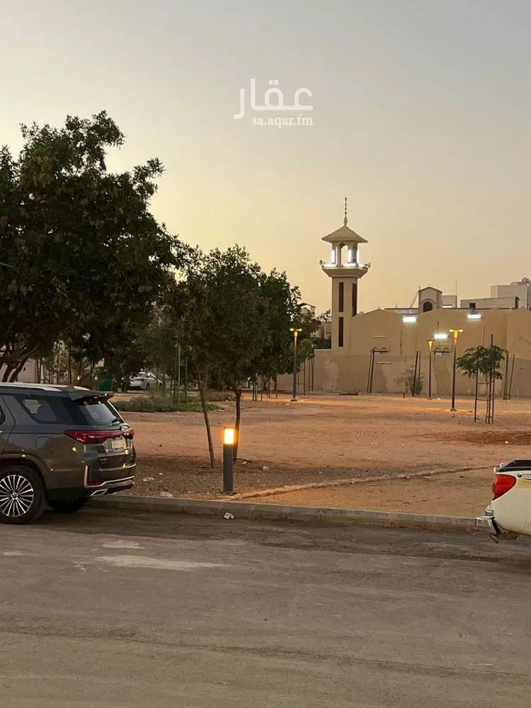 فيلا للبيع في شارع شهاب الدين بن عسكر, حي العريجاء الأوسط, مدينة الرياض, منطقة الرياض 30