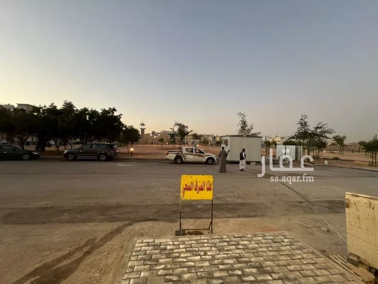 فيلا للبيع في شارع شهاب الدين بن عسكر, حي العريجاء الأوسط, مدينة الرياض, منطقة الرياض 29