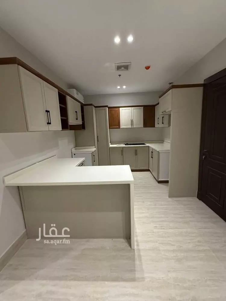 شقة للإيجار في شارع مدائن صالح, حي الحمراء, مدينة الخبر, المنطقة الشرقية صورة 4