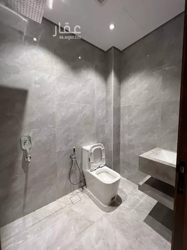 فيلا للإيجار في شارع وادي زمزم, حي القادسية, مدينة الرياض, منطقة الرياض