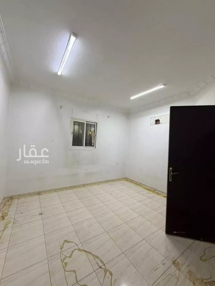 Floor for Rent in Riyadh Ar Rimal صورة 3