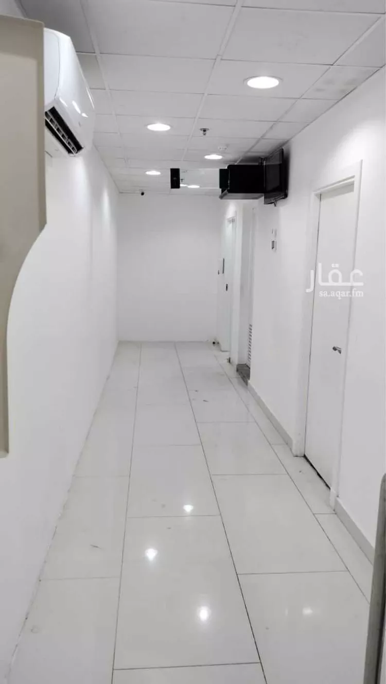 Shop for Rent in Jeddah Al Marwah صورة 3