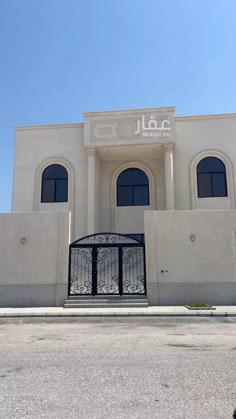 فيلا للبيع في شارع الاحرار, حي البحر, مدينة الخبر, المنطقة الشرقية صورة 2