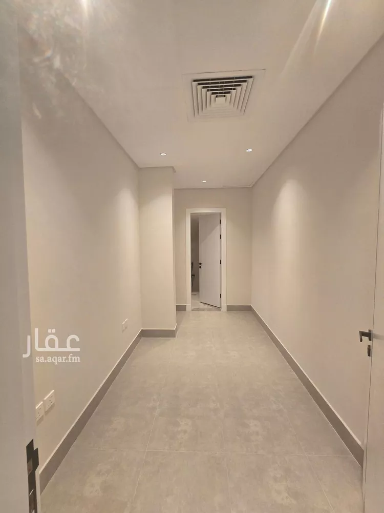 Floor for Sale in Riyadh An Narjis 8