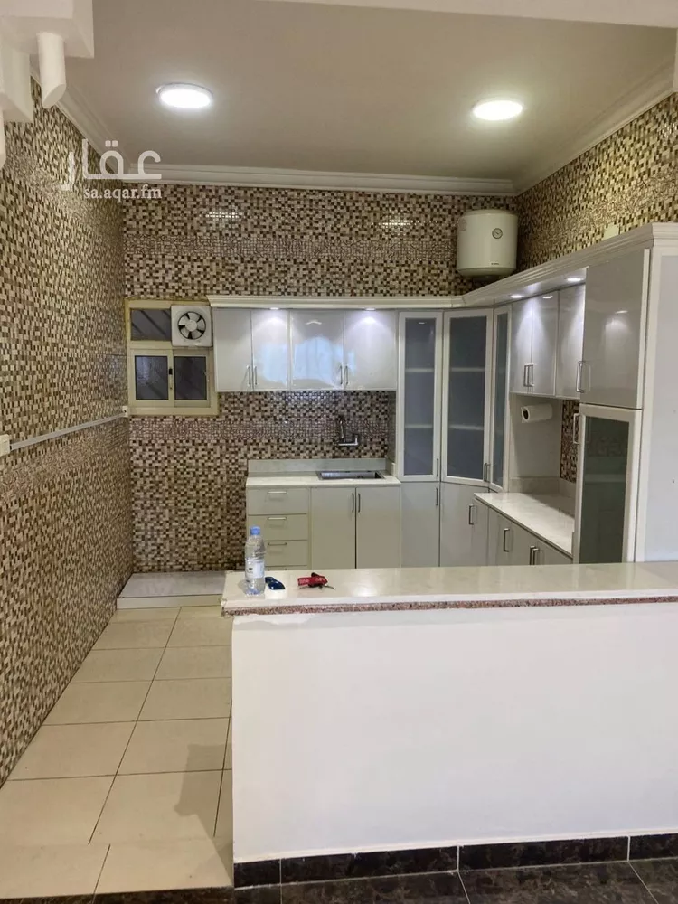 شقة للإيجار في شارع شهيد الدين ثم الوطن يحيى محمد يحيى الش, حي القيروان, مدينة الرياض, منطقة الرياض صورة 4