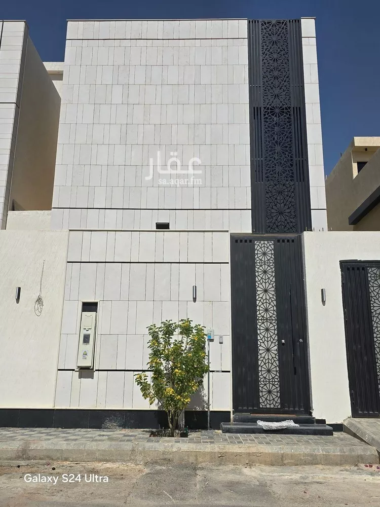 فيلا للبيع في شارع التواضع, حي النرجس, مدينة الرياض, منطقة الرياض صورة 2