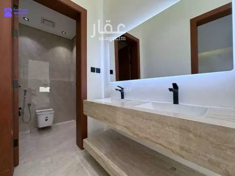 دور للبيع في شارع كحلاء, حي شبرا, مدينة الرياض, منطقة الرياض 7