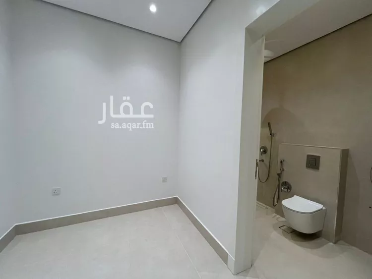 فيلا للبيع في شارع محمد بن هبه الله, حي المهدية, مدينة الرياض, منطقة الرياض 19