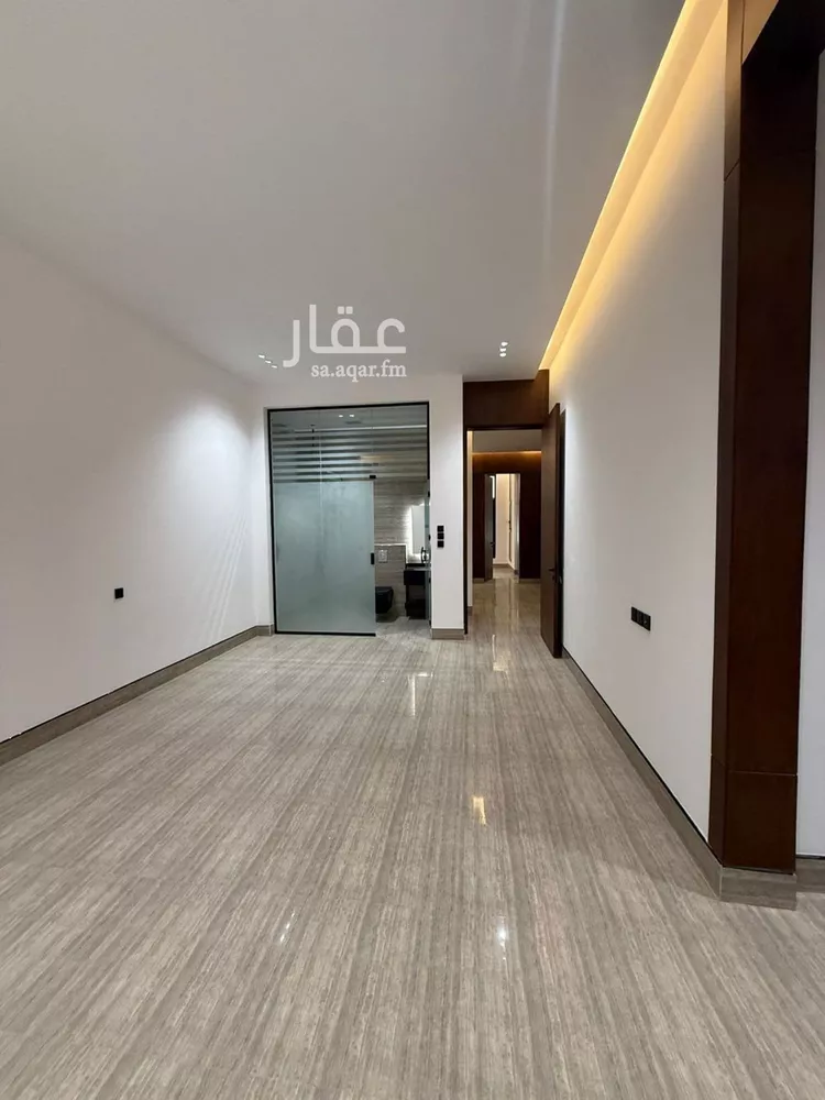 فيلا للبيع في شارع أبي الشيخ الأصبهاني, حي المهدية, مدينة الرياض, منطقة الرياض صورة 5