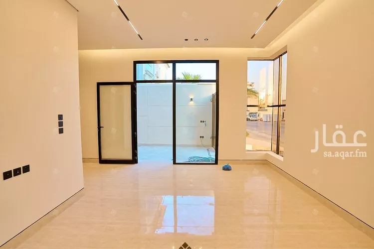 Villa for Sale in Riyadh Al Mahdiyah 16