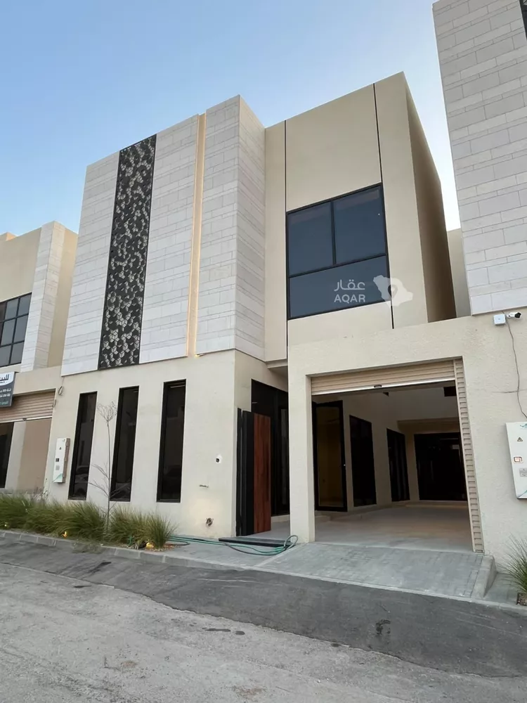 فيلا للبيع في شارع أبي الحسن الأسفرائيني, حي المهدية, مدينة الرياض, منطقة الرياض 4