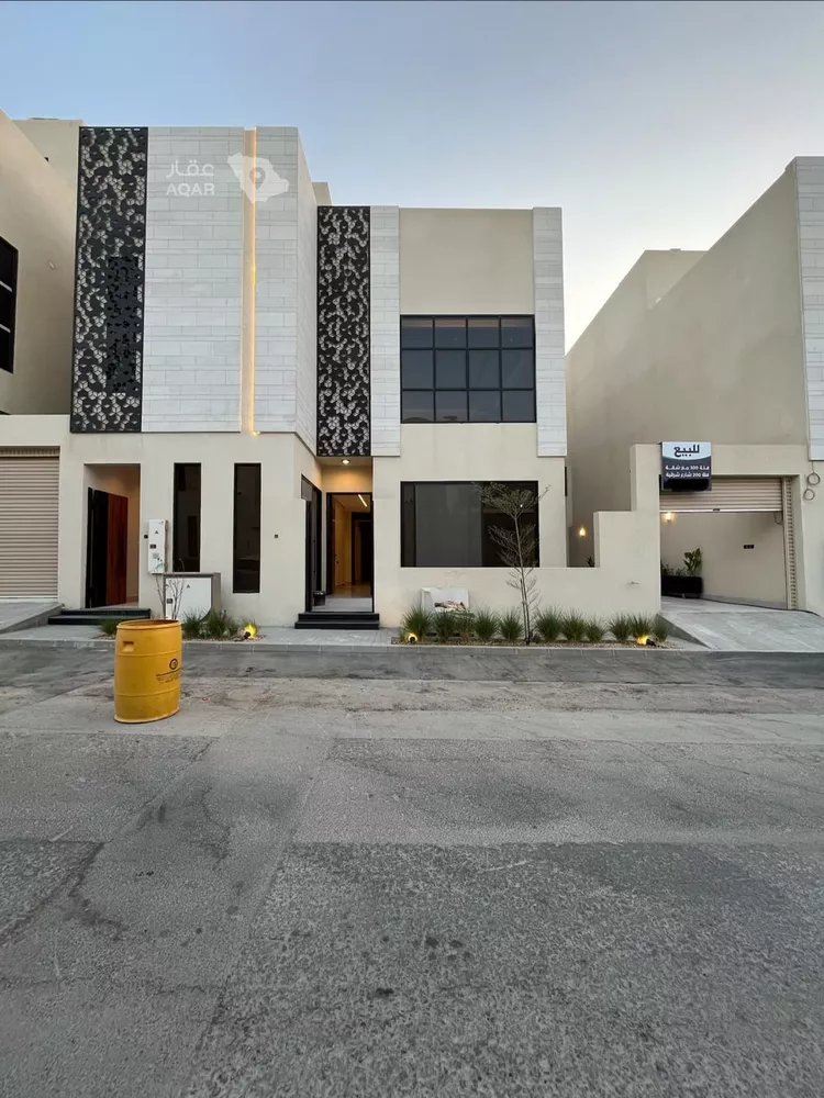 فيلا للبيع في شارع قطب الدين بن السلطان, حي المهدية, مدينة الرياض, منطقة الرياض