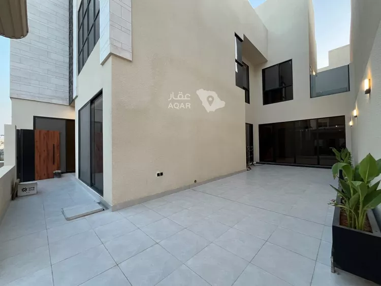 فيلا للبيع في شارع قطب الدين بن السلطان, حي المهدية, مدينة الرياض, منطقة الرياض 10