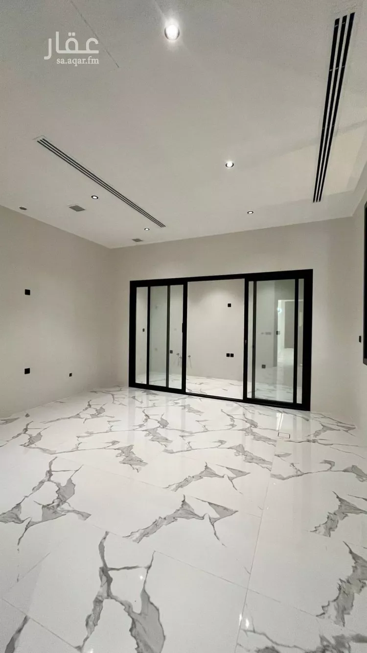 Villa for Sale in Riyadh Al Mahdiyah 16