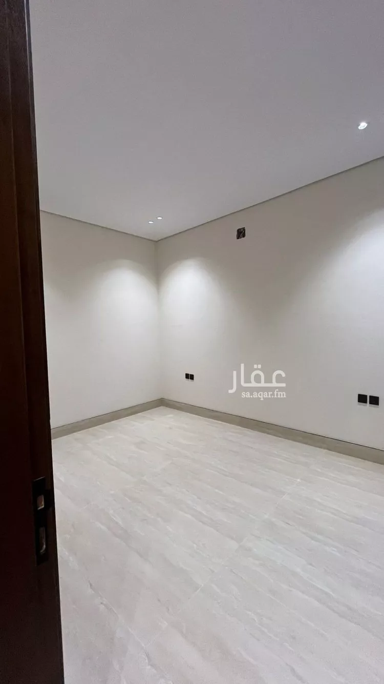 Villa for Sale in Riyadh Al Mahdiyah 16