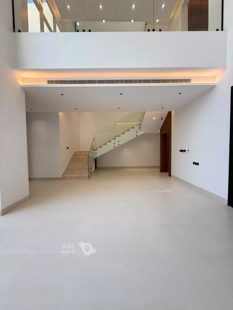 Villa for Sale in Riyadh Al Mahdiyah 11