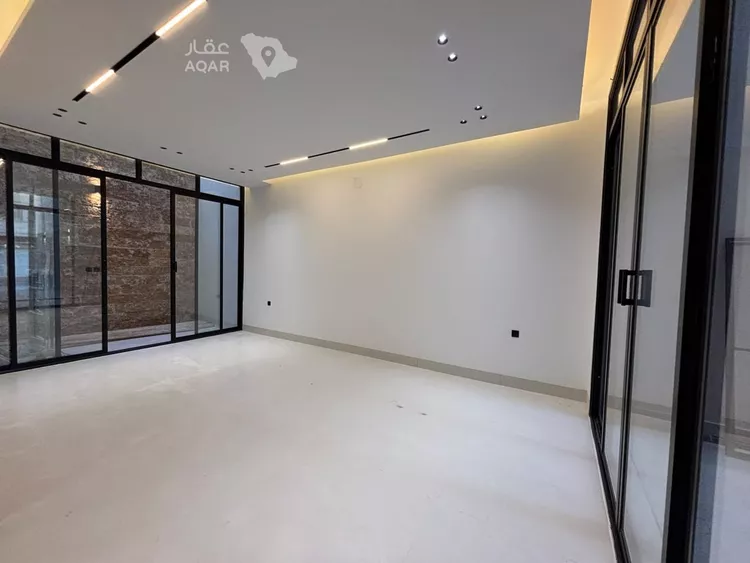 Villa for Sale in Riyadh Al Mahdiyah 23