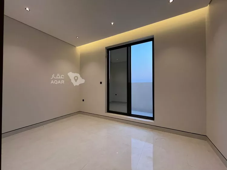 فيلا للبيع في شارع قطب الدين بن السلطان, حي المهدية, مدينة الرياض, منطقة الرياض 25
